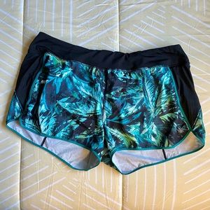 Athleta Napali Track This Run Shorts